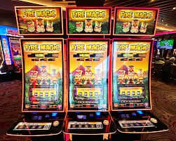 live casino baccarat roulette dealer streaming